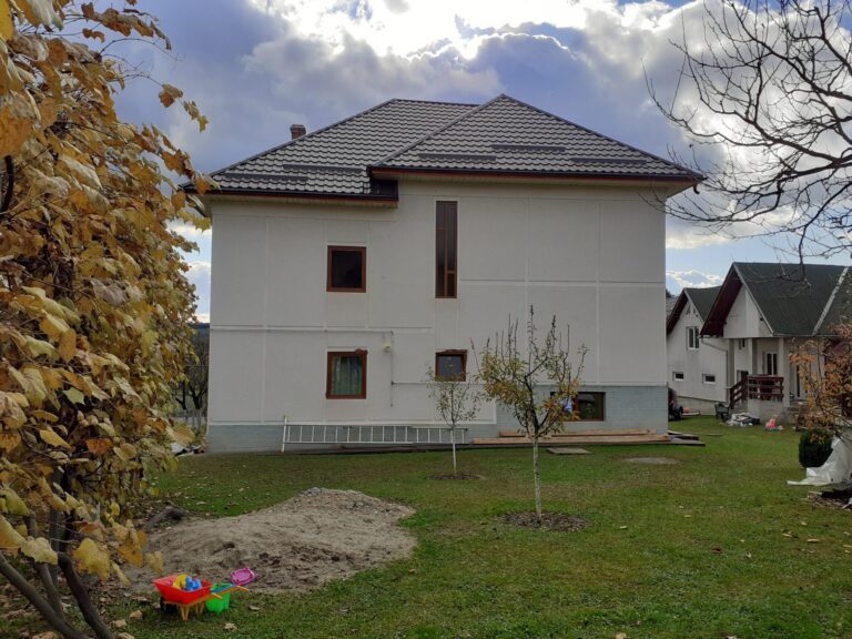 Tipuri de acoperișuri pentru case: modele și soluții moderne